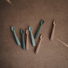 Load image into Gallery viewer, mushie silicone feeding spoons - natural/dried thyme
