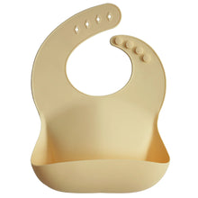 Load image into Gallery viewer, mushie silicone bib - sunshine
