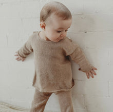 Load image into Gallery viewer, lightweight organic cotton knit jumper - sand
